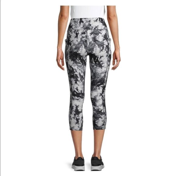 Women’s Performance Capri Leggings Size XS - Picture 3 of 5